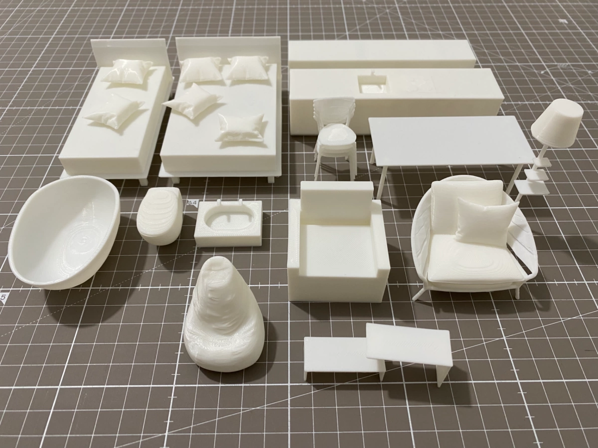 Kit 24 peças de Móveis em Miniatura (Escala 1/20) para Maquetes e Dioramas - Modelo 01